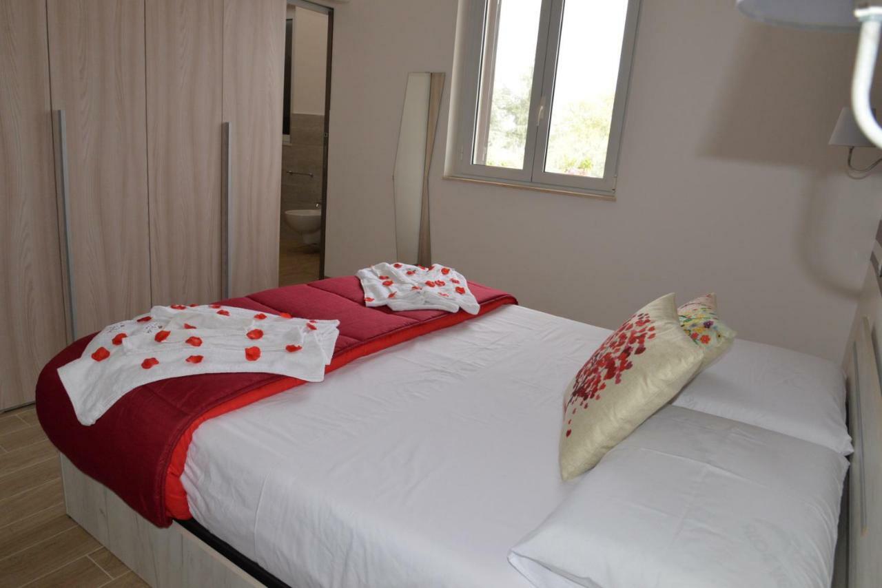 B&B Lara Santola Corato Exterior photo