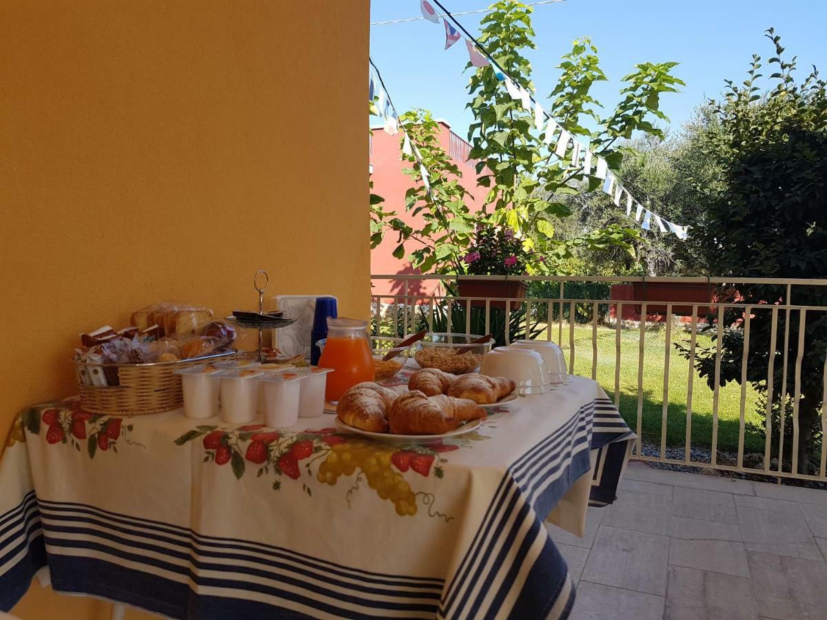 B&B Lara Santola Corato Exterior photo